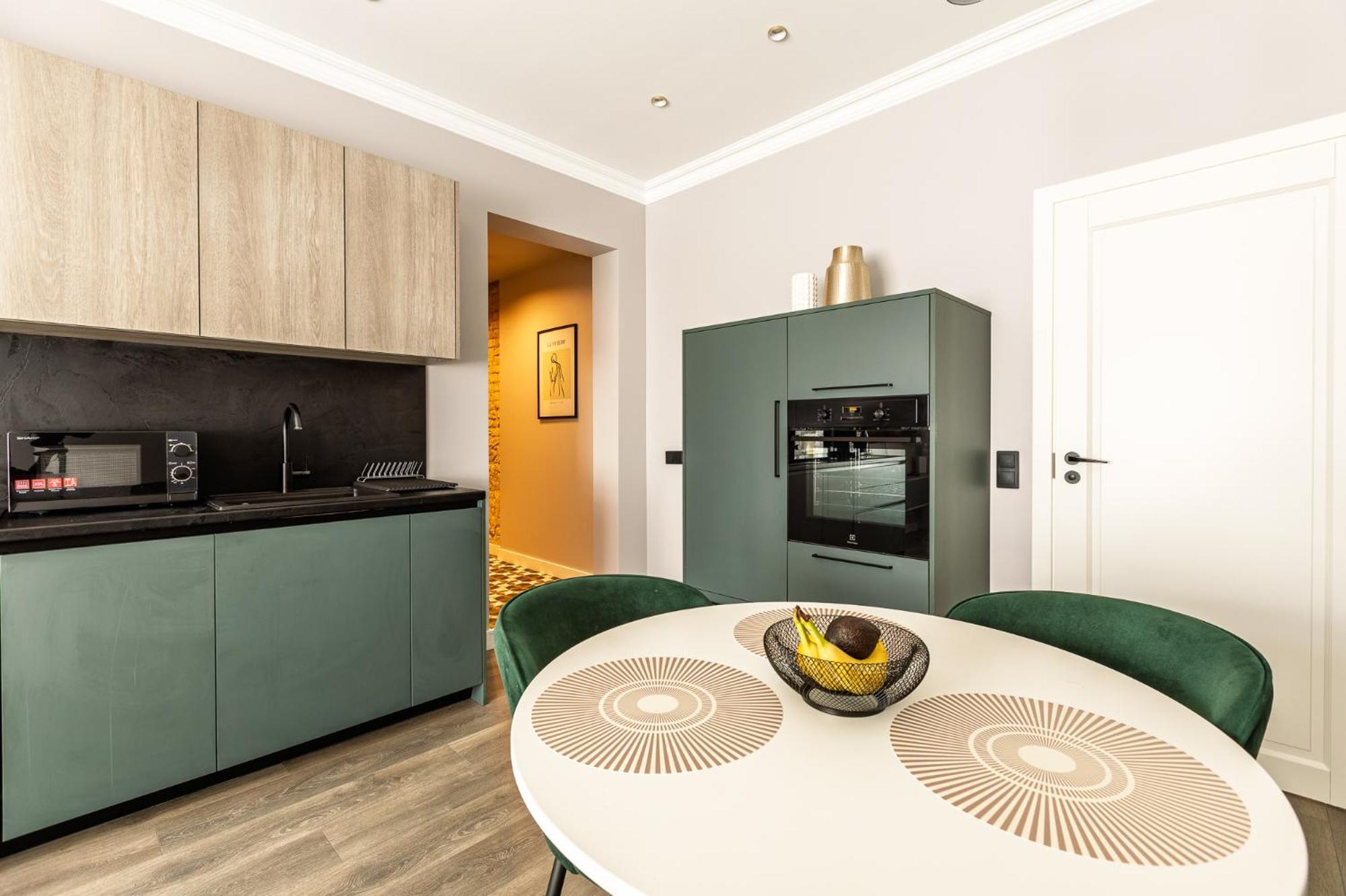 Apartment Velvet *